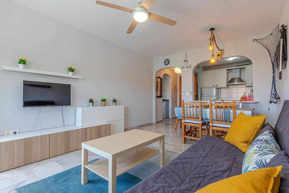 797 Holiday Rentals - Luminoso Piso Para 4 En Arroyo De La Miel Ngoại thất bức ảnh